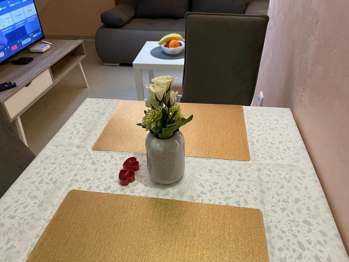 Apartman 1 Lejlighed Sremska Mitrovica Eksteriør billede